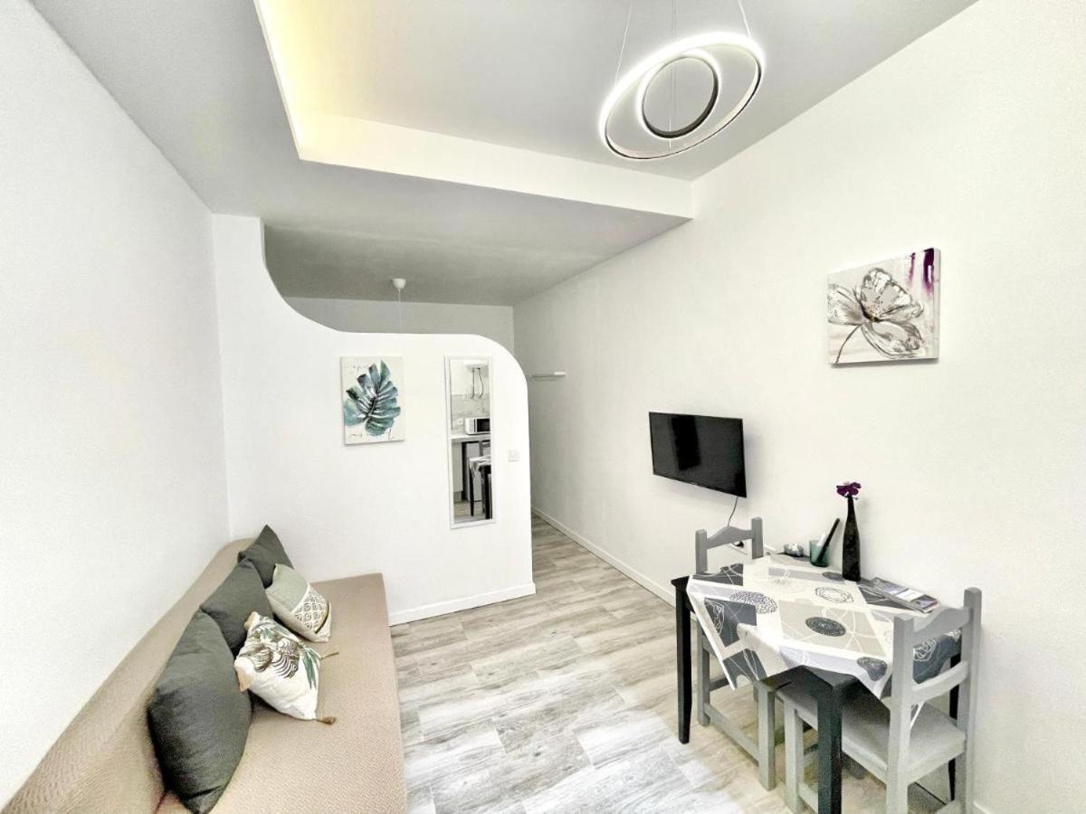 Sol Apartamentos Centro Historico Málaga Esterno foto